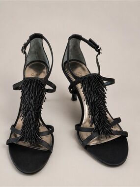 The Touch of Nina Black Beaded Fringe Dress Sandals Heels Size 9M